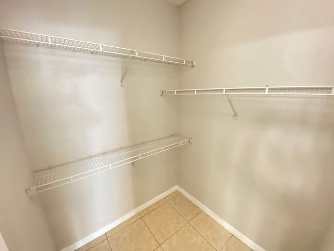 Building Photo - Park Central Gated Community!!2/2 with a G...