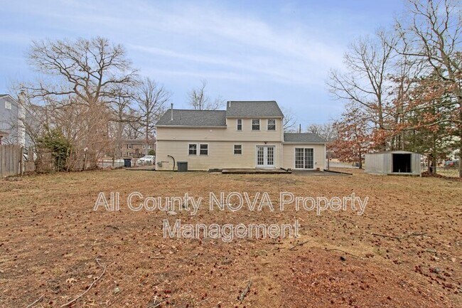 Building Photo - 8600 Lantern Ln