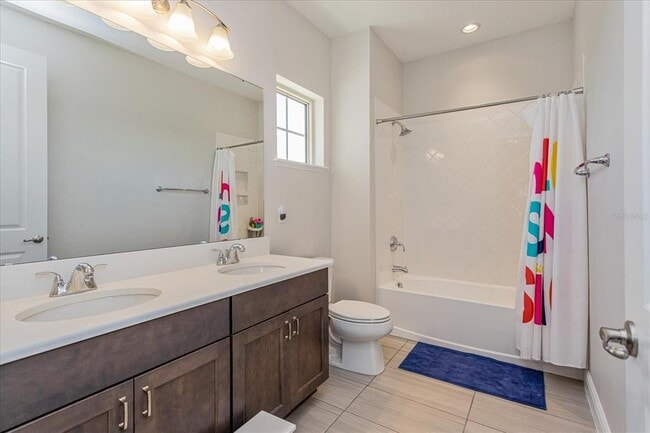 Building Photo - 8222 Topsail Pl