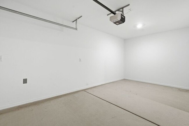 Building Photo - Modern Comfort Meets Desert Serenity – 4 Bed Rocking K Rental Home Available Now!