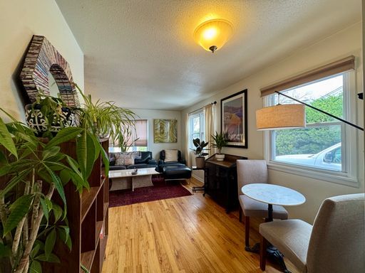 Building Photo - Furnished 3 Bedroom / 1 Bath – Available Now (3+ Month Stay) Prime Location Near Old Town Arvada!