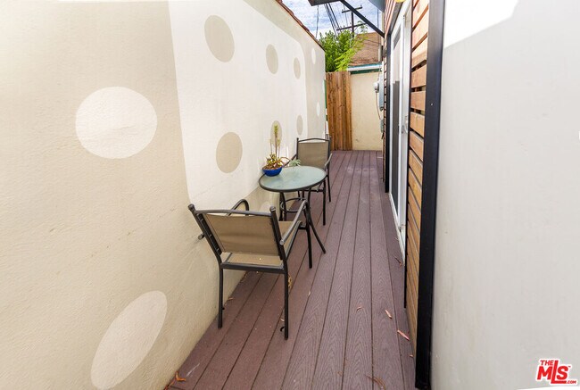 Building Photo - 7462 Waring Ave