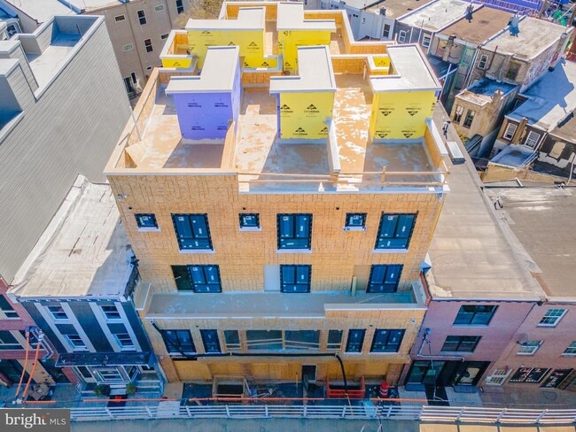 Building Photo - 2119 N Front St