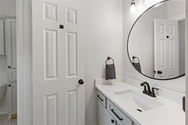 Building Photo - 37363 Masters Cir