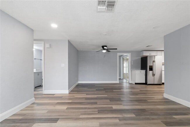 Building Photo - 7415 San Salvadore Dr