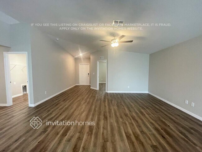 Building Photo - 21426 Dawson Ave