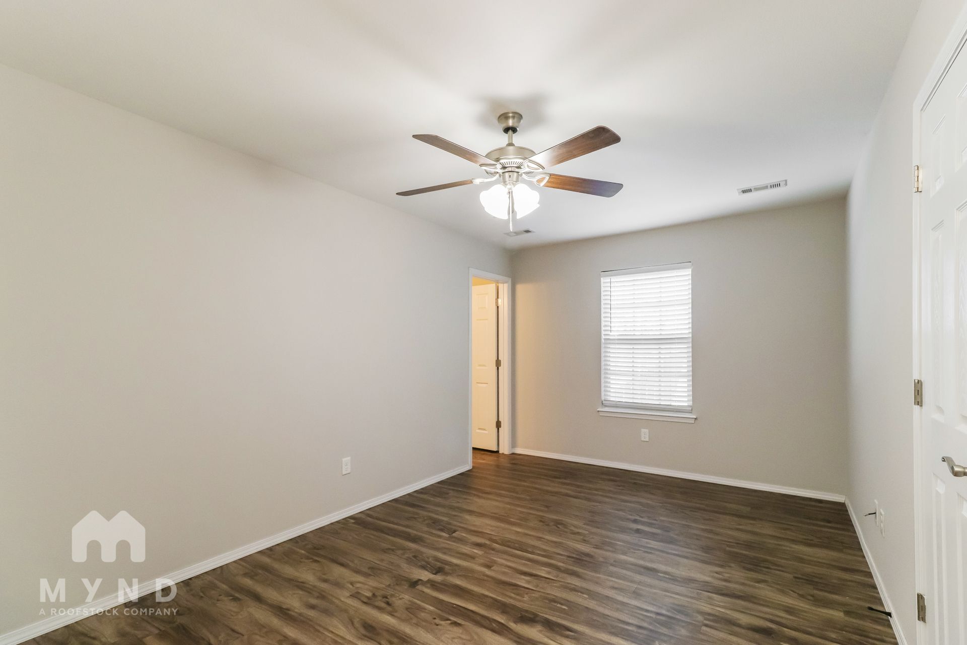 Building Photo - 2208 Ridge St