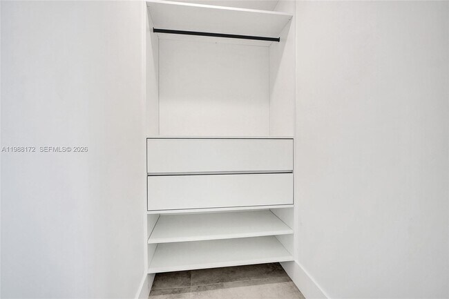 Building Photo - 2421 SW 16th Ter