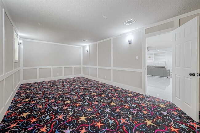 Building Photo - 3102 Glenn Lakes Ln