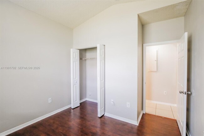 Building Photo - 2281 NE 42nd Cir