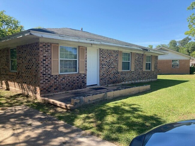 Building Photo - Gulfport 3 Bedroom