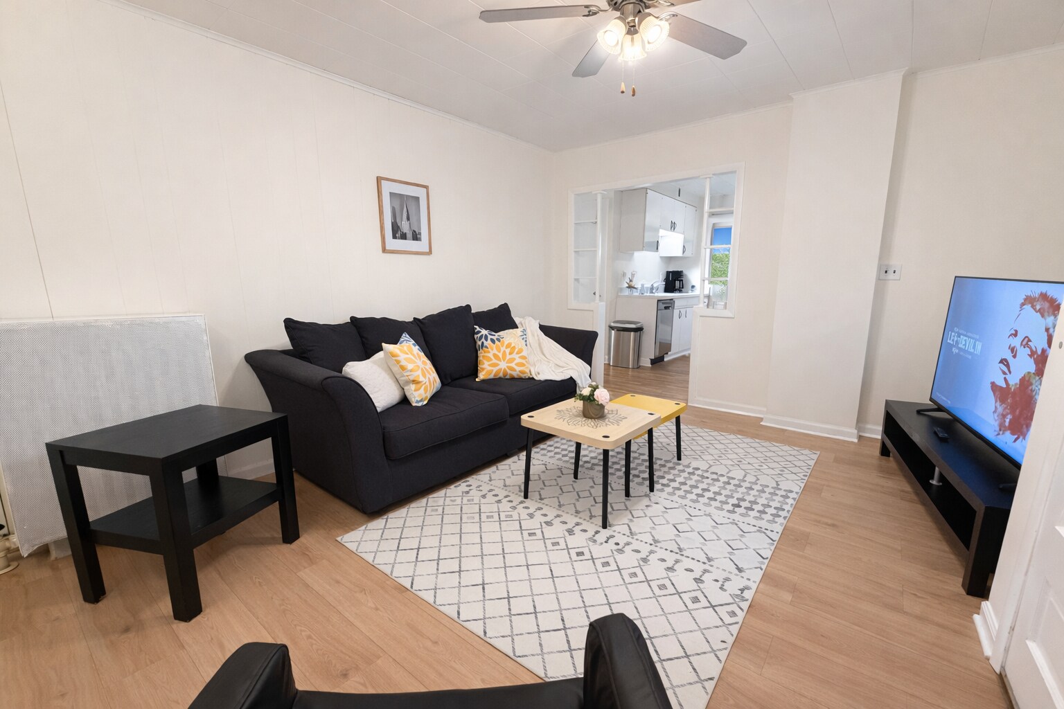 Living Room - View 1 - 131 Livingston Ave