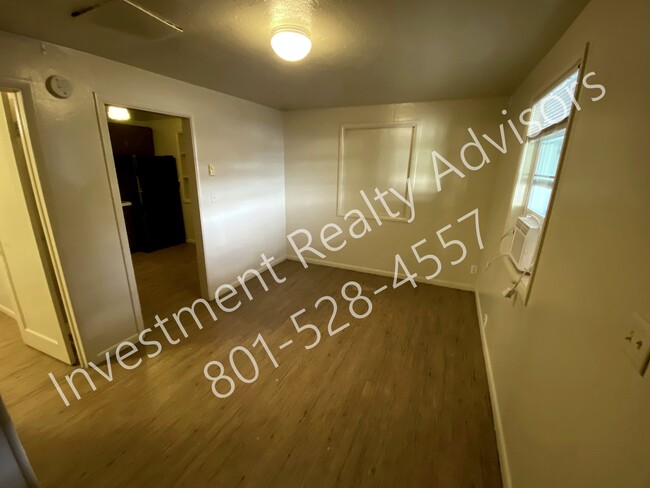 Building Photo - Shady View Apartments