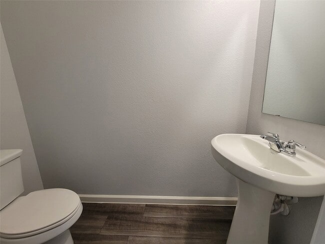 Building Photo - 6820 Bonanza Way