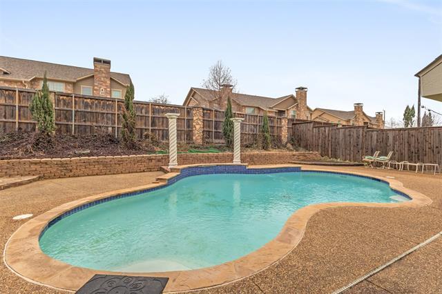 Building Photo - 214 Forestview Rd