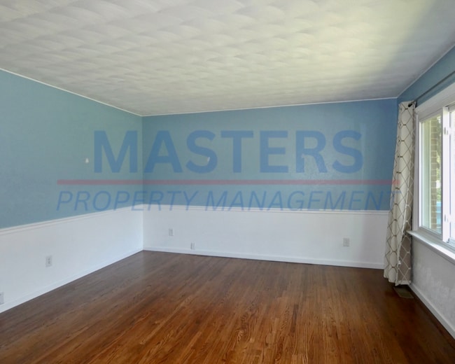 Building Photo - 10477 Mandell Rd