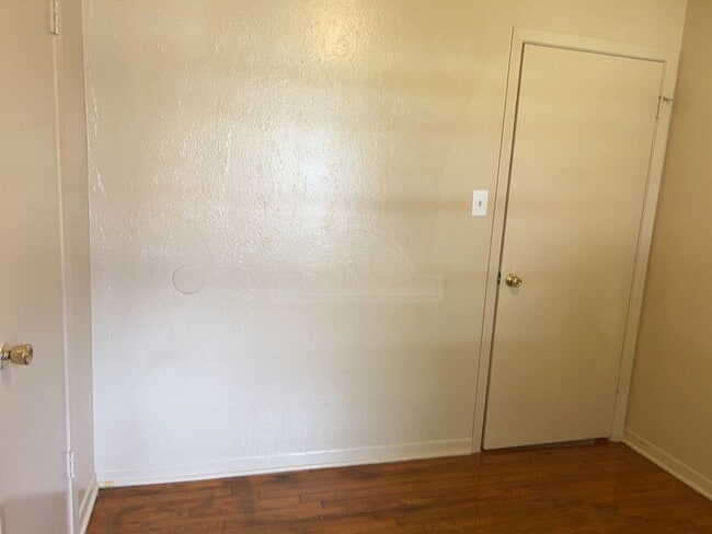 Building Photo - 110 Bybee Ct