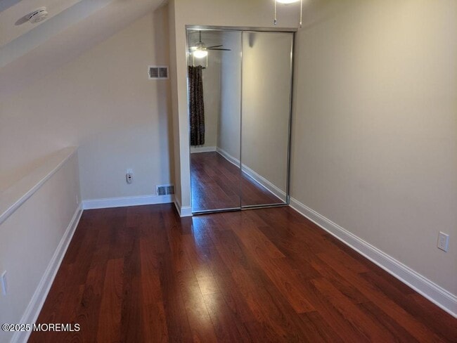 Building Photo - 94 Azalea Cir
