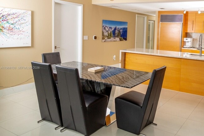 Building Photo - 465 Brickell Ave