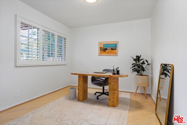 Building Photo - 4247 Sespe Ave