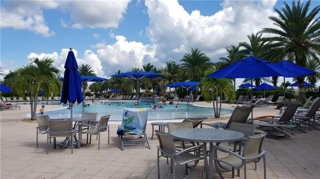 Building Photo - 18884 Lanuvio St.