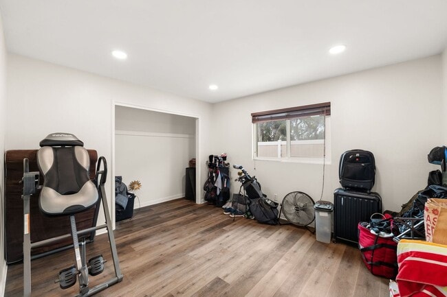 Building Photo - Beautiful 3 Bedroom Home in Norco