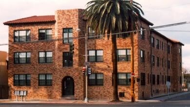 Primary Photo - 635 E Belmont Ave