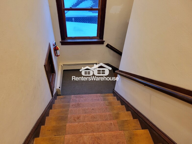 Building Photo - 101 2nd Ave N