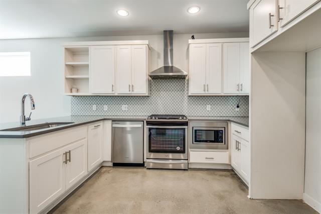Building Photo - 1155 Crownview Ln
