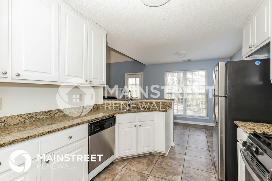 Building Photo - 4972 River Overlook Way