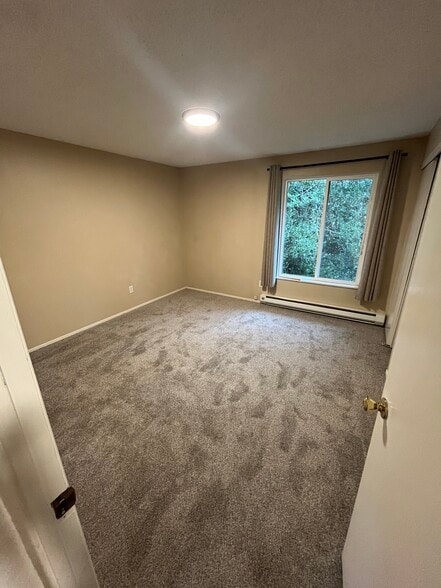 Building Photo - 4167 SE Cesar E Chavez Blvd