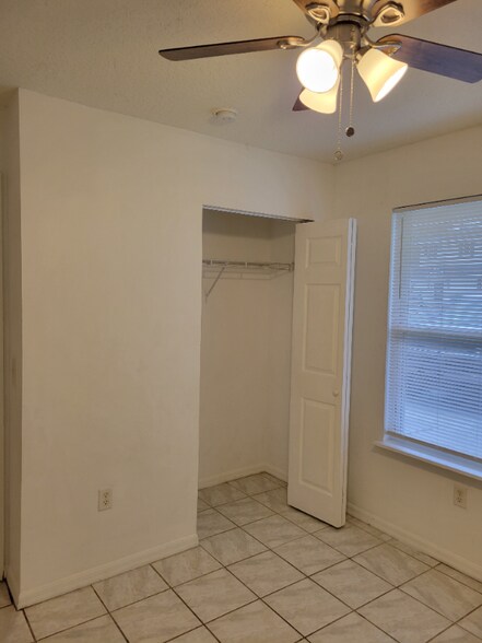 Building Photo - 1230 4 Mile Rd