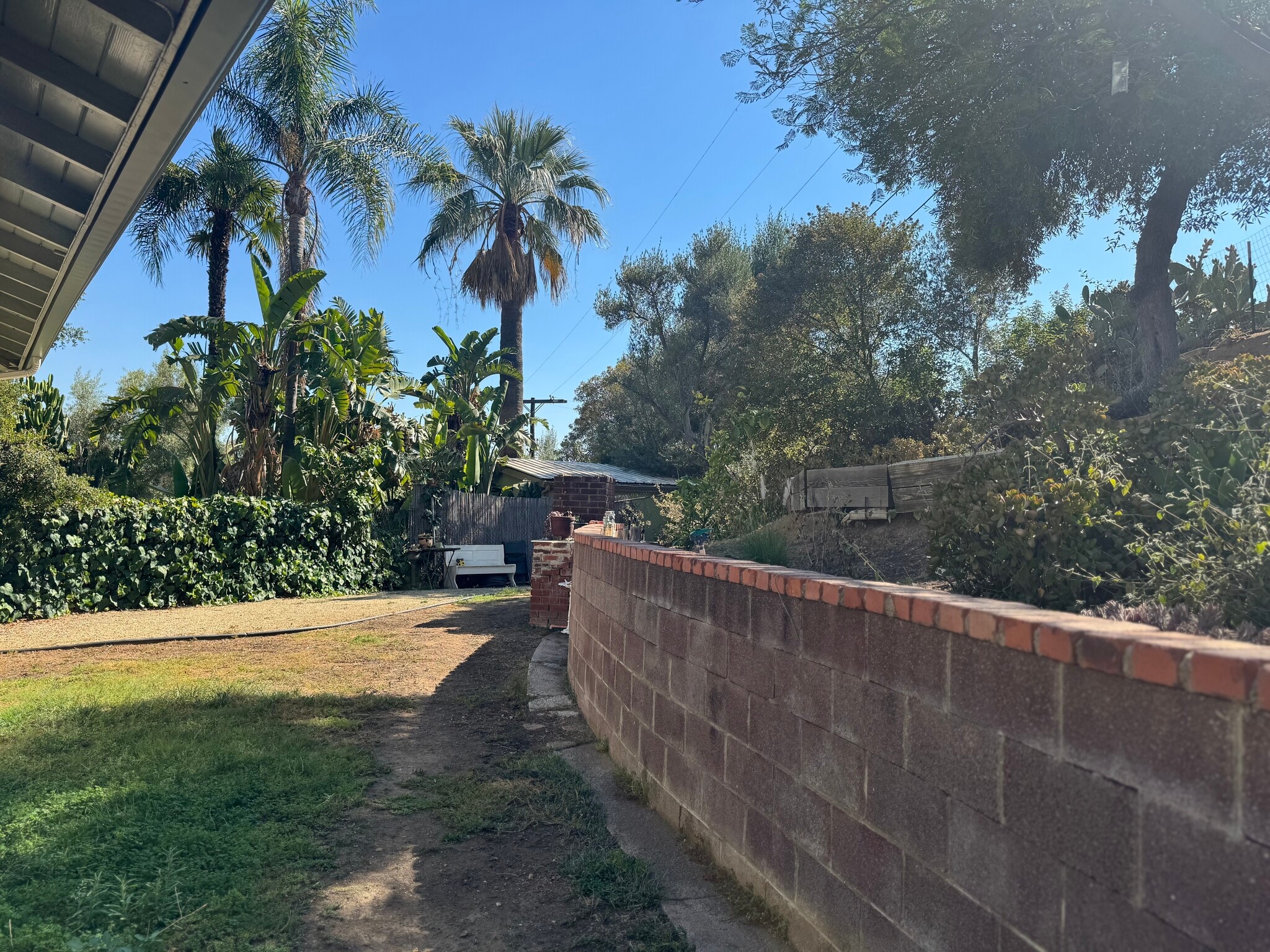 Building Photo - 7817 Shady Cove Ave