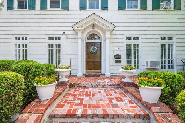 Building Photo - 1146 North Ave