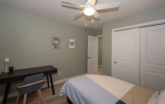 Building Photo - 2014 Cherry St