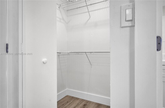 Building Photo - 20127 SW 88th Ct