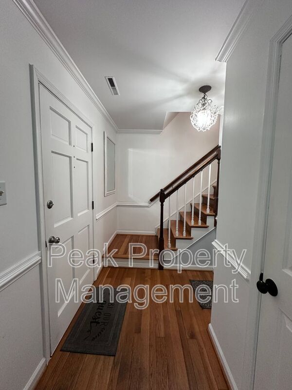 Building Photo - 1825 Red Queen Ct