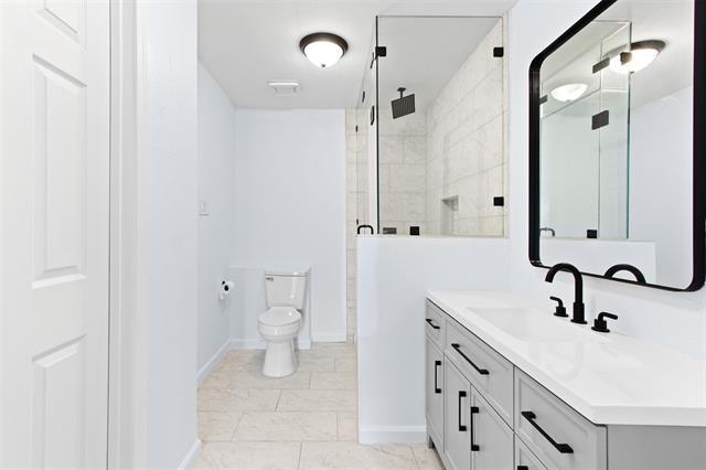Building Photo - 2925 Brookcrest Dr