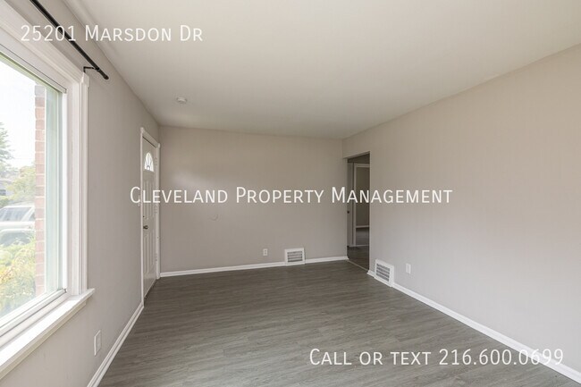 Building Photo - 25201 Marsdon Dr