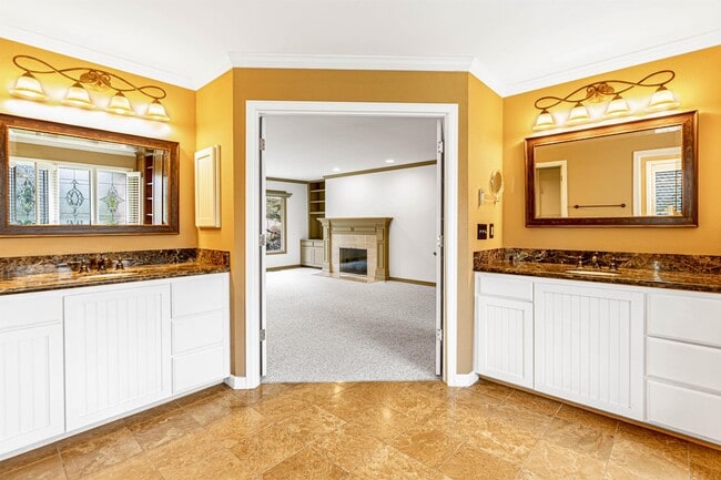 Building Photo - 5811 124th Ct NE