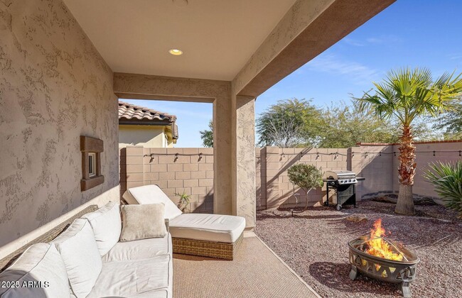 Building Photo - 20839 W Elm Way