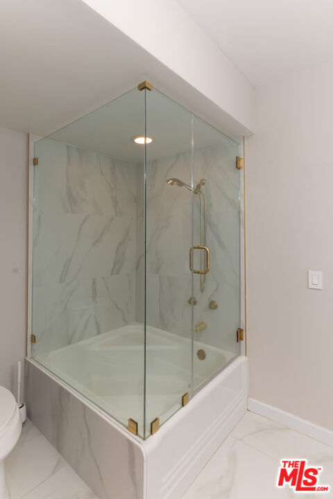 Building Photo - 8401 Fountain Ave