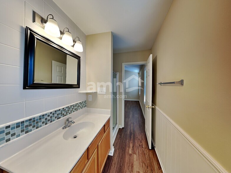 Building Photo - 5516 Waverly Lynn Ln