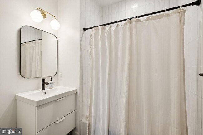 Building Photo - 1254 S 18th St