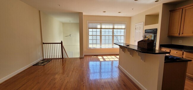 Building Photo - 1641 Piccard Dr