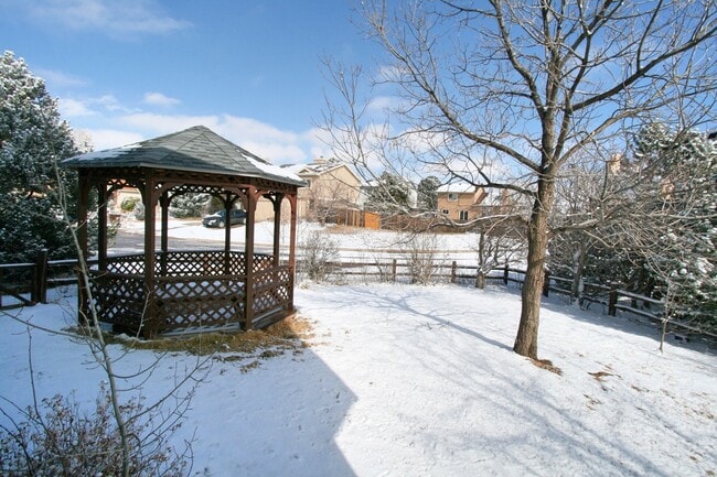 Building Photo - 3 bedroom home on cul-de-sac available in quiet Briargate neighborhood!