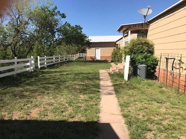 Building Photo - 4950 Milliorn Ranch Rd