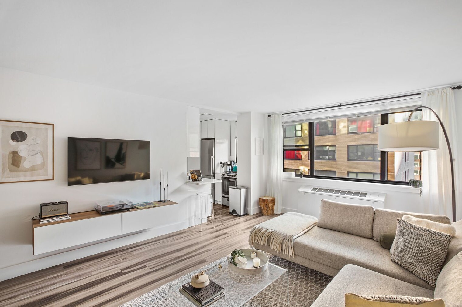 Building Photo - 330 W 58th St