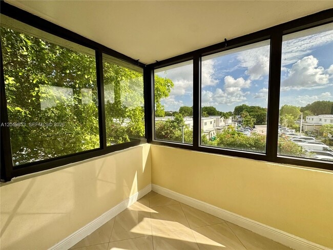 Building Photo - 8215 SW 152nd Ave
