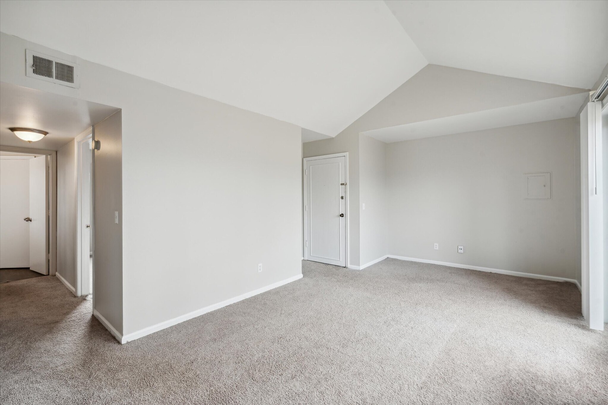 Jamestown Apartments & Townhomes 3215 Milstead Dr Toledo OH 43606